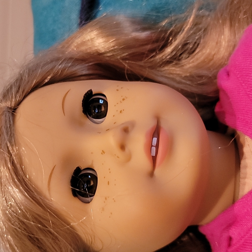 Doll - Picture 2 of 7